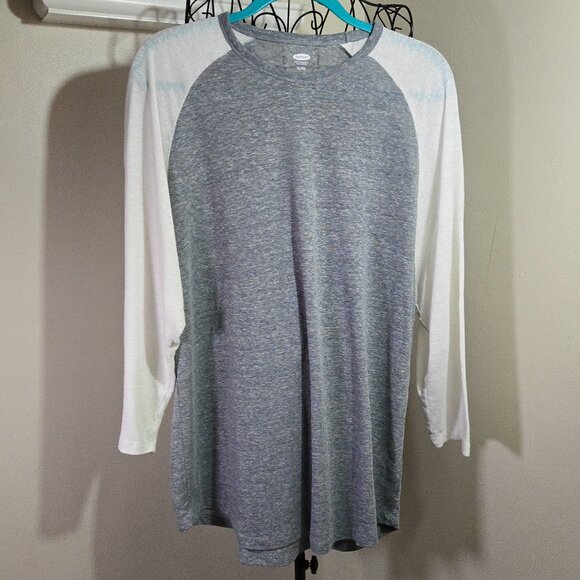 Bundle of 2 Men's Baseball Tees - Picture 5 of 10